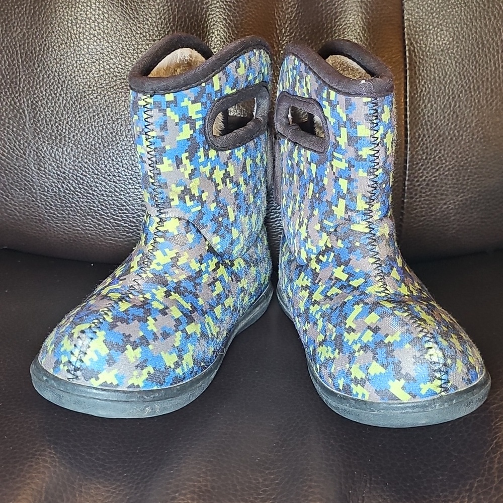 Bogs Infant Toddler Kids Blue & Green Camo Insulated Boot Rated 14°F A17